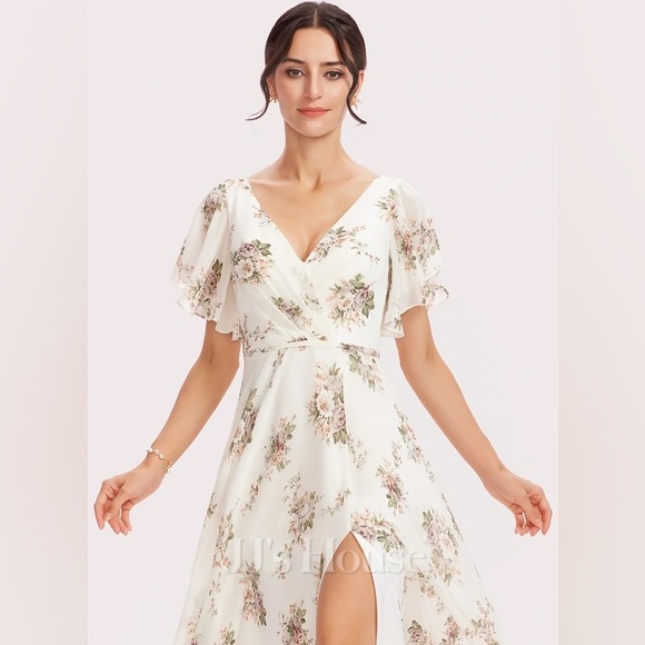 A-line V-Neck Floor-Length Chiffon Dress With Flower - Picture 4 of 10